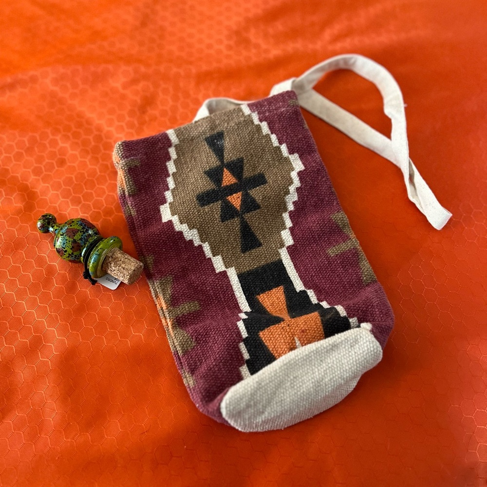 Southwest Printed Wine Bag w/Wine Stopper -New no tags